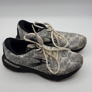 Brooks Running Shoes - Women's 7